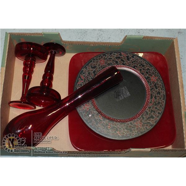 ESTATE LOT OF RED GLASS PIECES INCLUDES