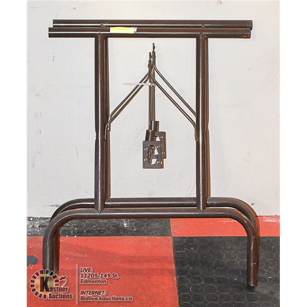 SET OF FOLDING TABLE LEGS