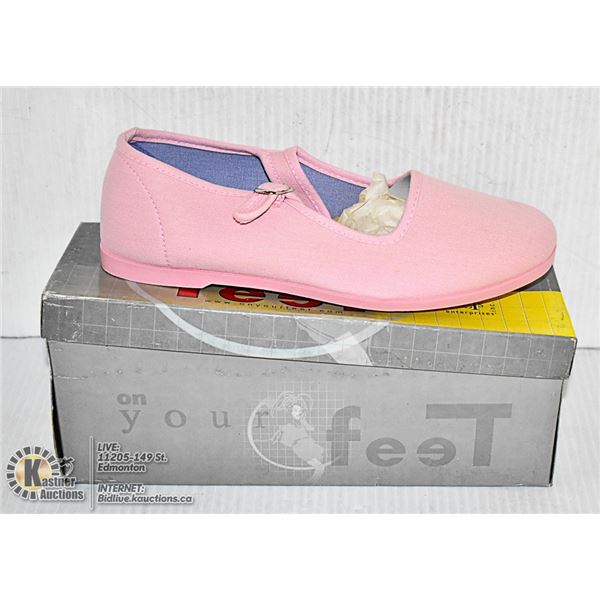 CHINESE LAUNDRY LOS ANGELES KUNG-FU SIZE: 7.5