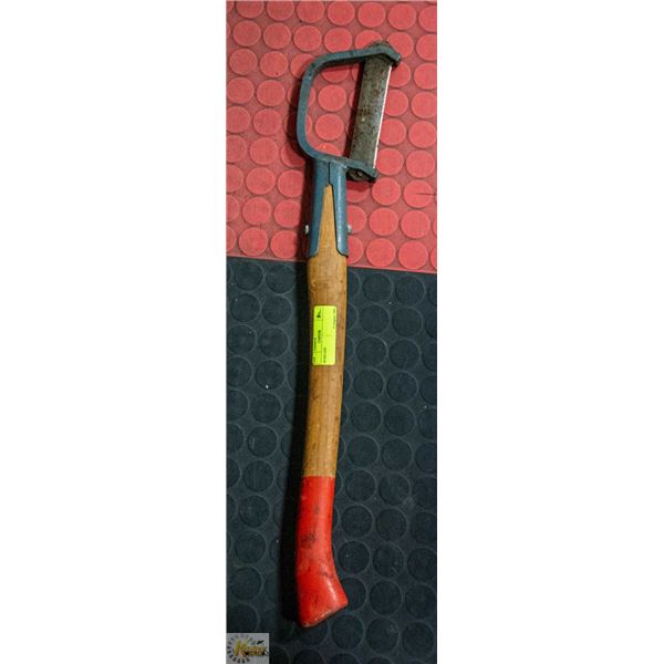 BUSH AXE