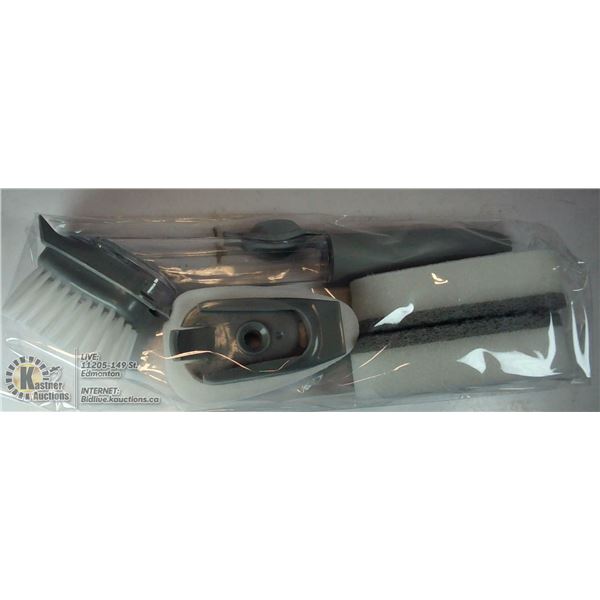 LOT OF 5 NEW FISHING LURES