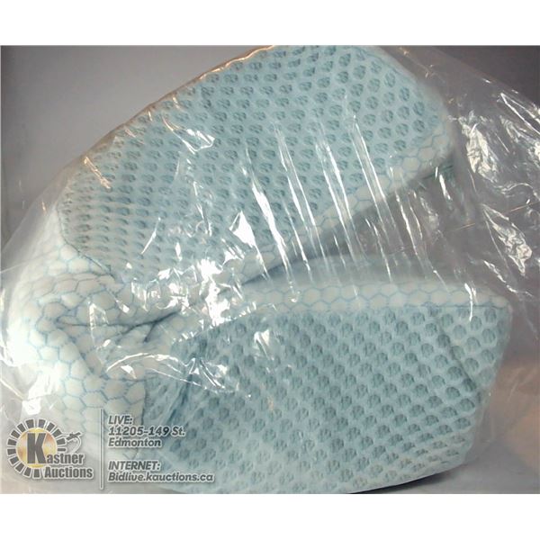 PURPLE FLOWER SHOWER CURTAIN