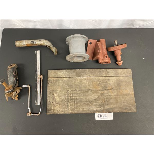 Nice Lot of Vintage Cast Tools and Pieces Model T Some are New Old Stock