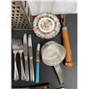 Image 3 : Vintage Kitchen Drawer Lot