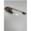 Image 1 : Crocodile Paw Back Scratcher and Crocodile Head