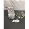 Image 1 : 2 Glass Paerweights Humming Bird & Polar Bear One Multi Colour Light Stand
