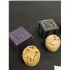 Image 2 : 4 Carved Soap Stones in Boxes