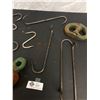 Image 2 : Lot of Vintage Hooks