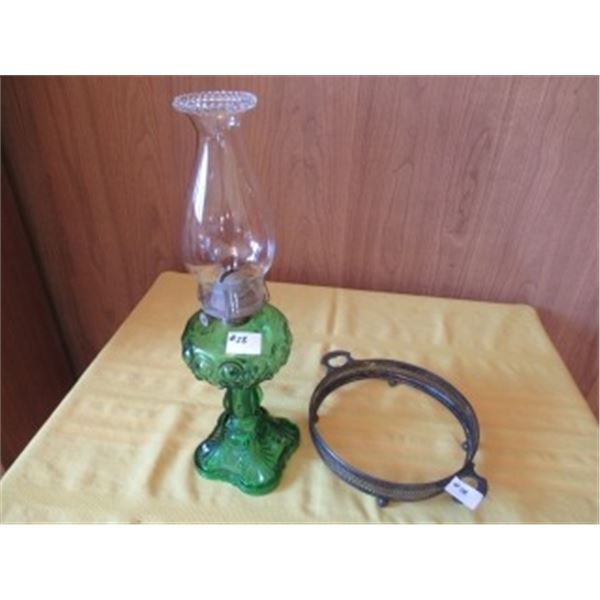 1 GREEN SQUARE SWIRL DESIGN LAMP WITH CHIMNEY & SILVER CASSEROLE HOLDER