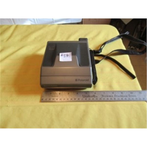 POLOROID CAMERA