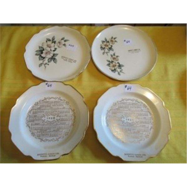 APPROX 4 COLLECTOR PLATES