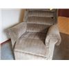Image 1 : BEIGE CLOTH RECLINING/LIFT CHAIR (ELECTRIC)