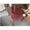Image 2 : FRENCH PROVINCIAL STYLE OVAL COFFEE TABLE & END TABLE