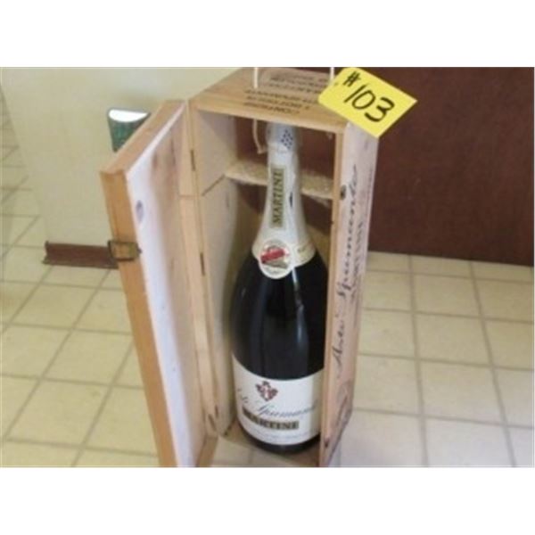 COLLECTIBLE CHAMPAGNE BOTTLE IN ORIGINAL BOX