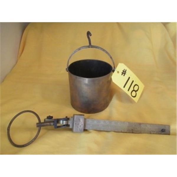 HANGING SCALE AND POT