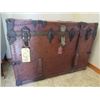 Image 1 : LEATHER STEAMER TRUNK WITH INSERTS