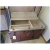 Image 2 : LEATHER STEAMER TRUNK WITH INSERTS