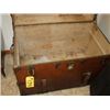 Image 4 : LEATHER STEAMER TRUNK WITH INSERTS