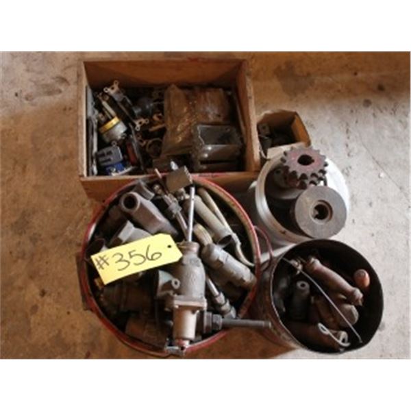 4 CONTAINERS WITH PARTS, GEARS