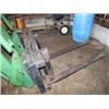 Image 1 : SET OF PALLET FORKS FOR JD 2955 TRACTOR