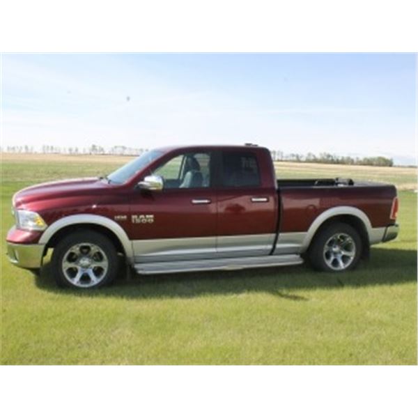 2017 DODGE LARAMIE 4X4 HALF TON QUAD CAB