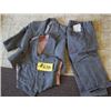 Image 1 : CHILD'S VINTAGE WOOL 3 PIECE SUIT (GREY)