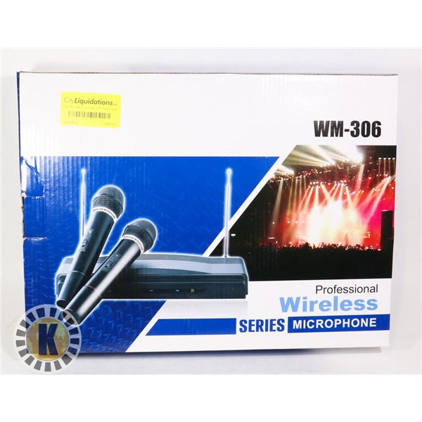 DUAL MICROPHONE SYSTEM WITH BASE