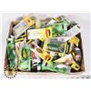 Image 1 : LARGE FLAT OF ASSORTED FISHING TACKLE