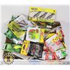 Image 1 : LARGE FLAT OF ASSORTED FISHING TACKLE
