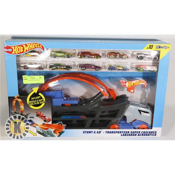HOT WHEELS STUNT N GO SET