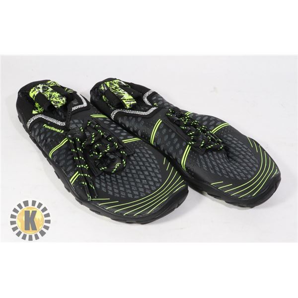 WATER SHOES SIZE 40