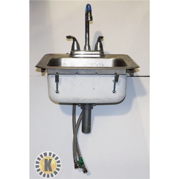 1 SMALL SINK