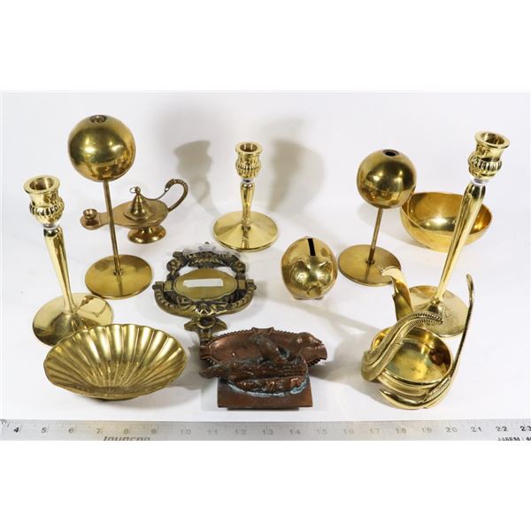 LG LOT OF BRASS ITEMS INCL. GENIE LAMP OLD FIRE