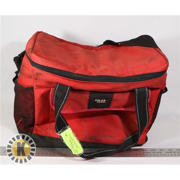 INSULATED RED LUNCH BAG