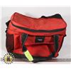 Image 1 : INSULATED RED LUNCH BAG