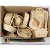 Image 1 : 14 PACK WICKER BASKETS-SMALL