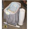 Image 1 : ESTATE BABY CARE EQUIPMENT/ MATERIALS