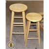Image 1 : SET OF 2 WOODEN STOOLS, 24" AND 29''