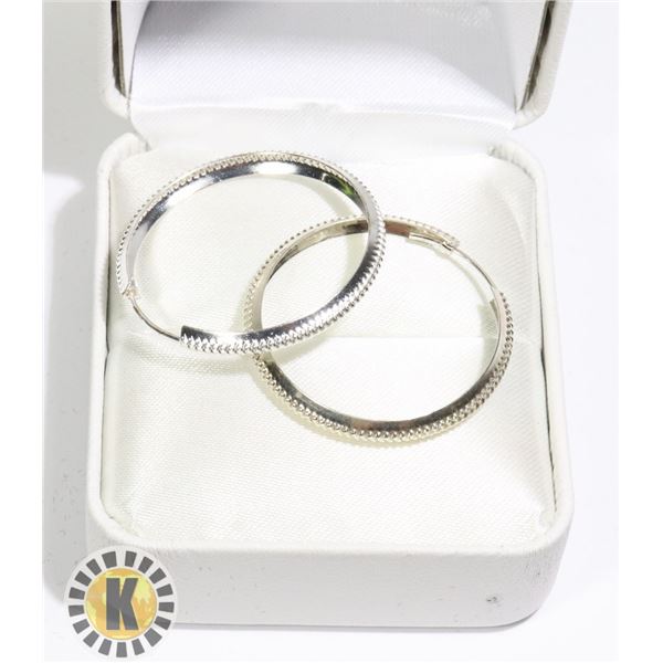 SILVER MEDIUM SIZE HOOP  EARRINGS