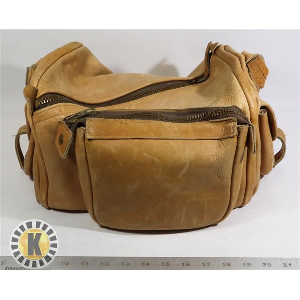 HEAVY VINTAGE LEATHER CAMERA BAG W/ ROOTS STRAP