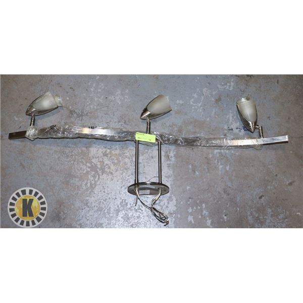 3 LIGHT TRACK LIGHT FIXTURE SKU 111244