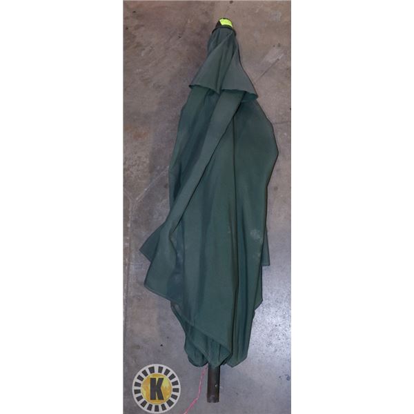 GREEN DECK UMBRELLA
