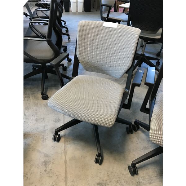 GREY HAWORTH 'VERY' FLEX-BACK TASK CHAIR