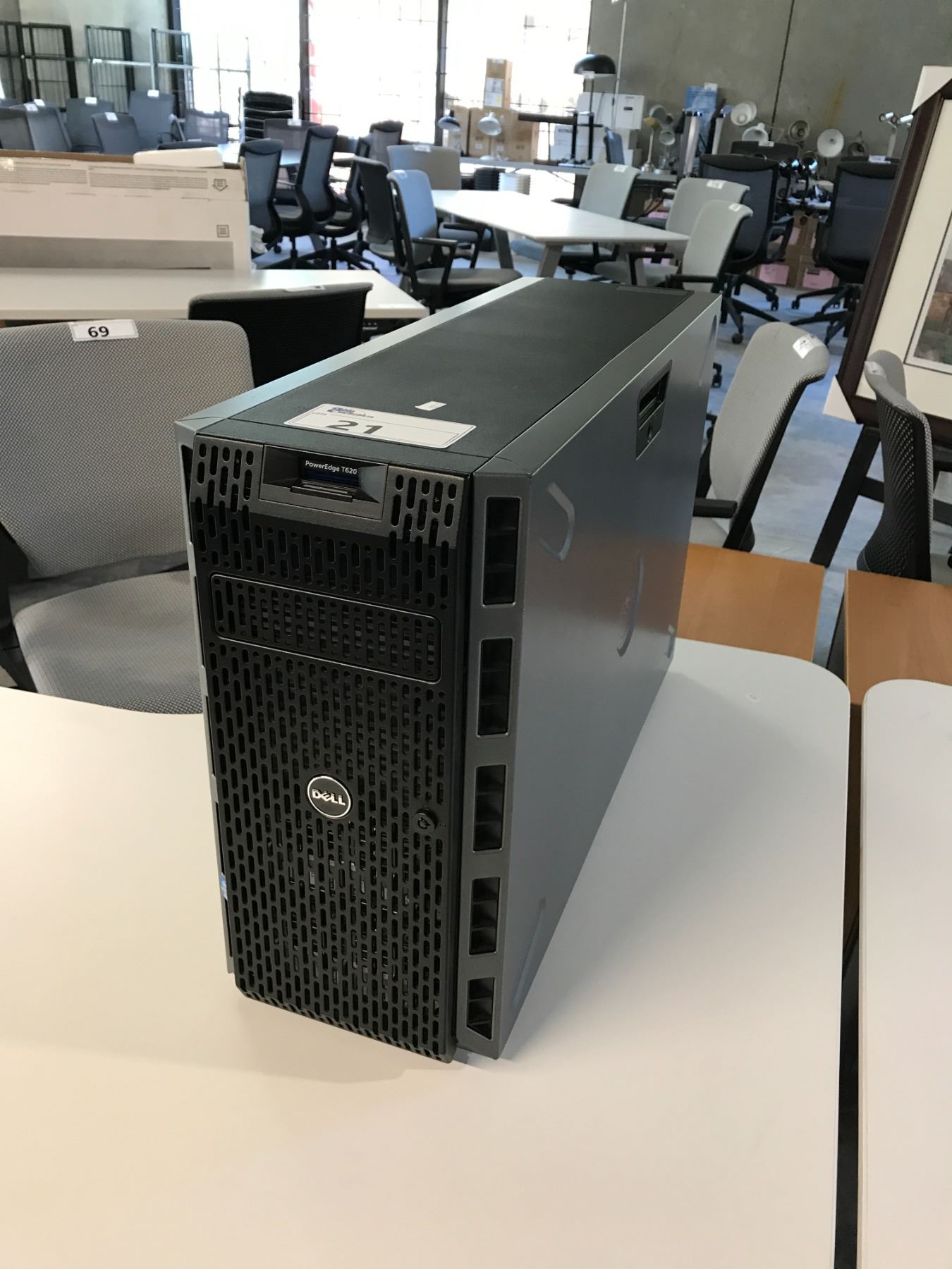 DELL EMC T620 SERVER COMES WITH 256GB INSTALLED RAM 128GB EACH SINGLE dell-emc-t620-server-comes-with-256gb-installed-ram-128gb-each-single