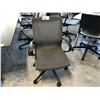 Image 2 : GREY EURO STYLE MESH FLEX-BACK TASK CHAIR