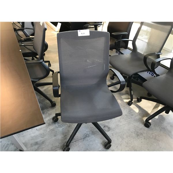 GREY EURO STYLE MESH FLEX-BACK TASK CHAIR