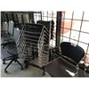 Image 3 : 8 BLACK AND CHROME FRAME STACKING ARM CHAIRS COMES WITH CHAIR DOLLIE