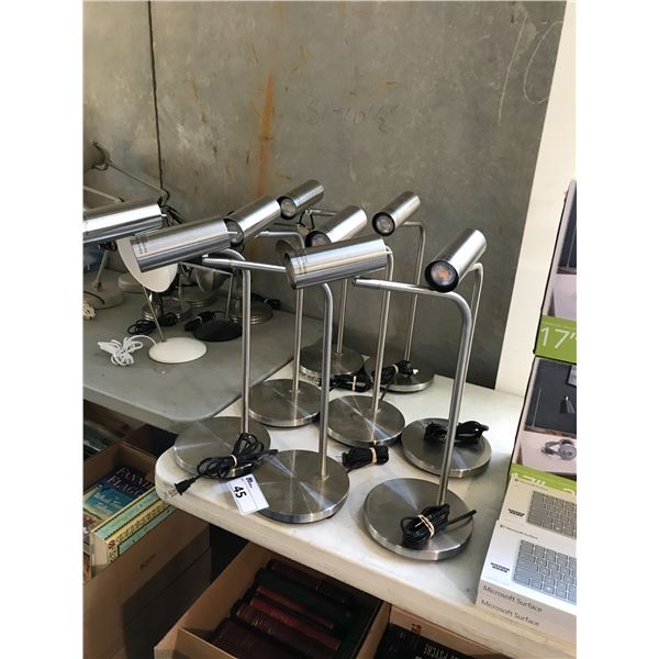 LOT OF DESK LAMPS