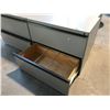 Image 2 : GREY 2 DRAWER LATERAL FILE CABINET