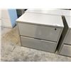 Image 2 : GREY 2 DRAWER LATERAL FILE CABINET